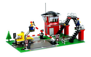 Train-Level-Crossing-10128